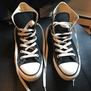 High top, black converse